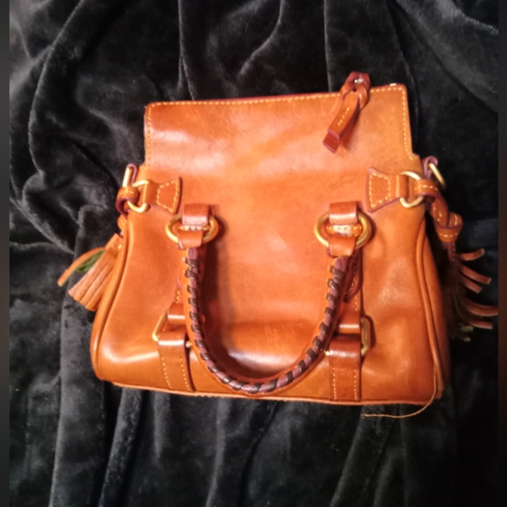 Dooney & Bourke Florentine satchel purse